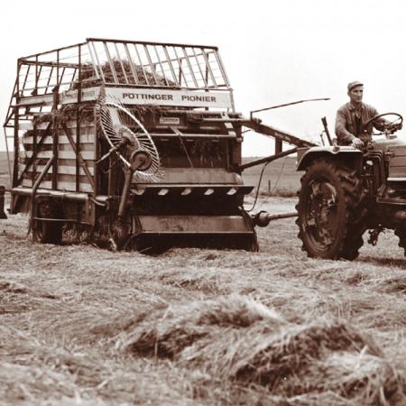 einer der ersten Ladewagen
